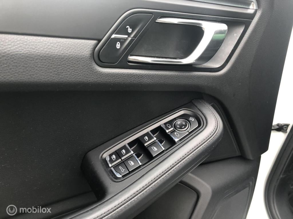 Porsche Macan 2.0 t pano/leer/bose 21inch
