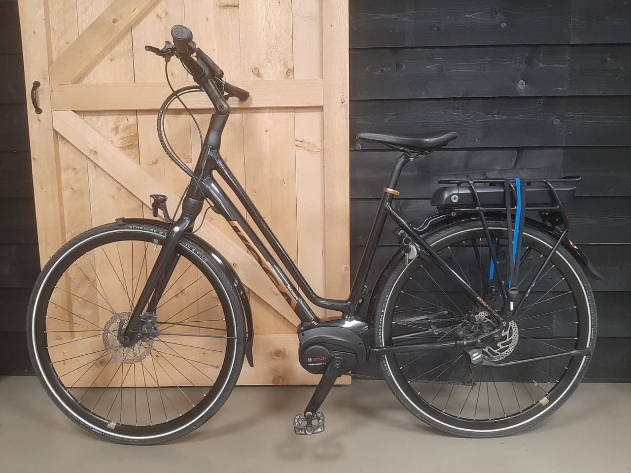 Zeer nette Koga E-trekking met Bosch performance line en 10 versnellingen