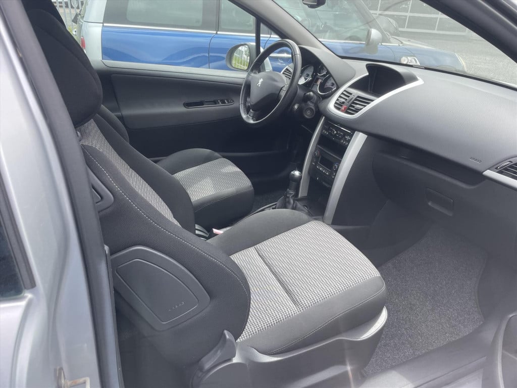Peugeot 207 1.6 vti 16v 3drs