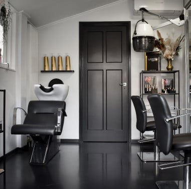 Kappersstoelen + Wasunit