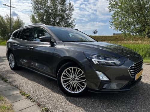 Ford Focus wagon 1.0 ecoboost titanium business