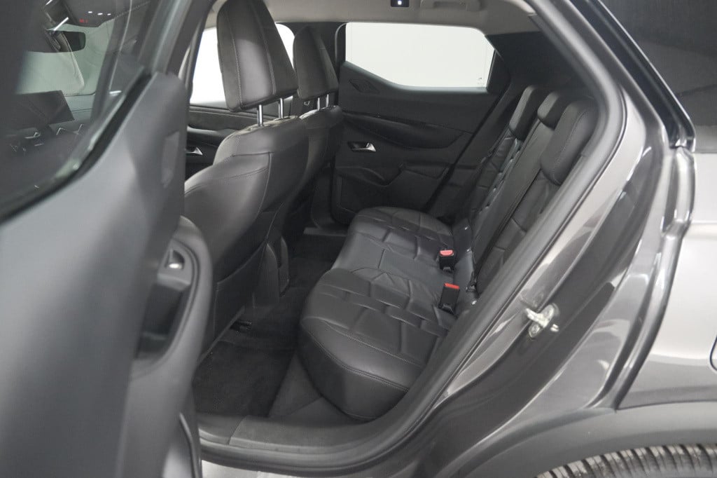 Ds Ds 3 crossback 50 kwh e-tense so chic | camera | dodehoekdetectie | head