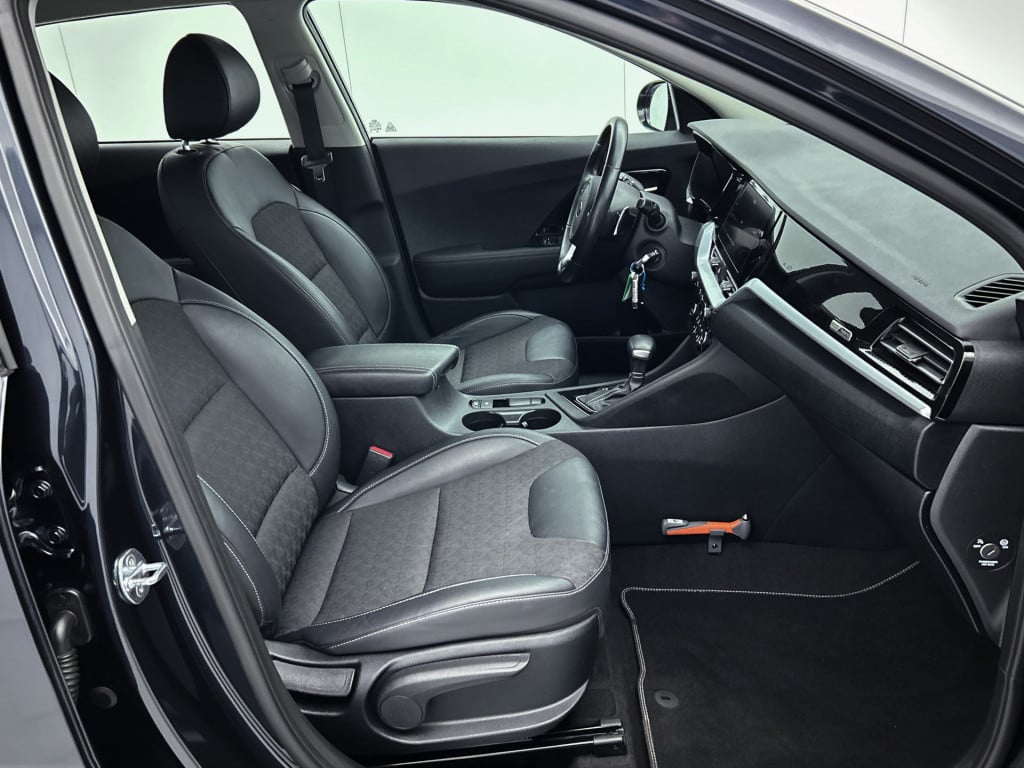 Kia Niro 1.6 gdi hybrid dynamicline | half leder/stof | navigatie | parkeer