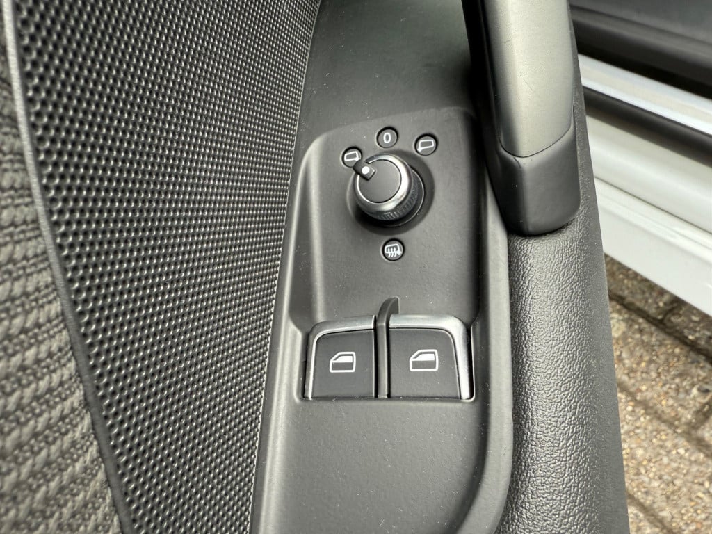 Audi TT 2.0 tfsi pro line +