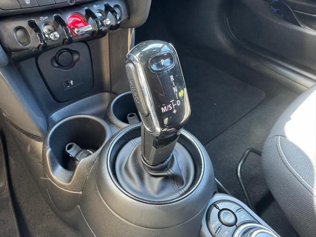 Mini 3-deurs mini 1.5 automaat