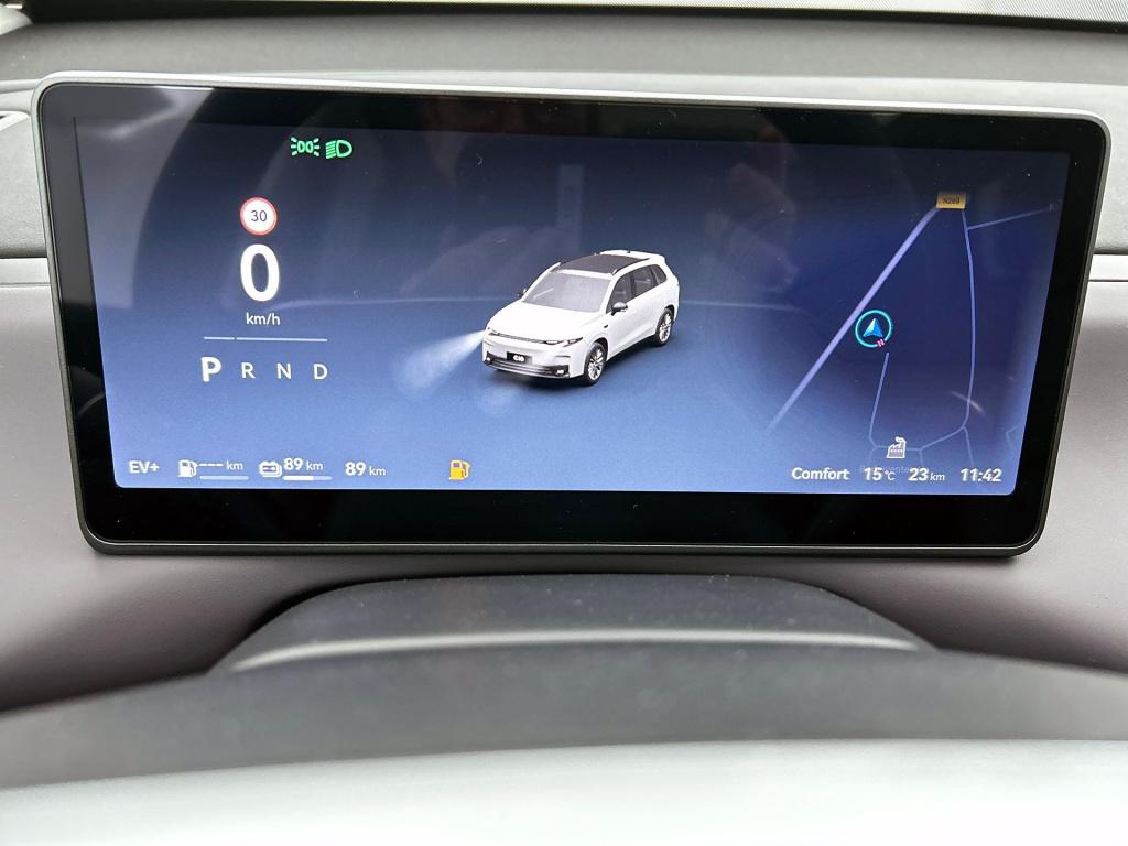 Leapmotor C10 reev design 28.4 kwh | **voorraadpremie** | wltp 974 km | aut