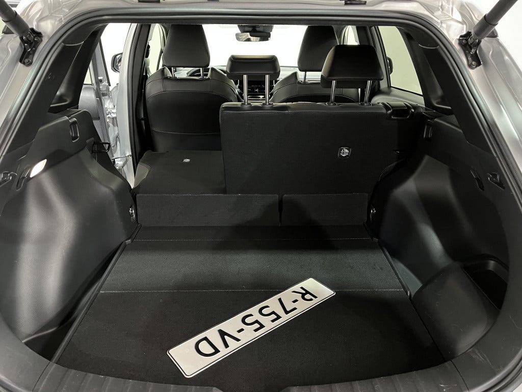 Toyota Corolla Cross 2.0 hp hybrid frist edition | bms | keyless | navi | t