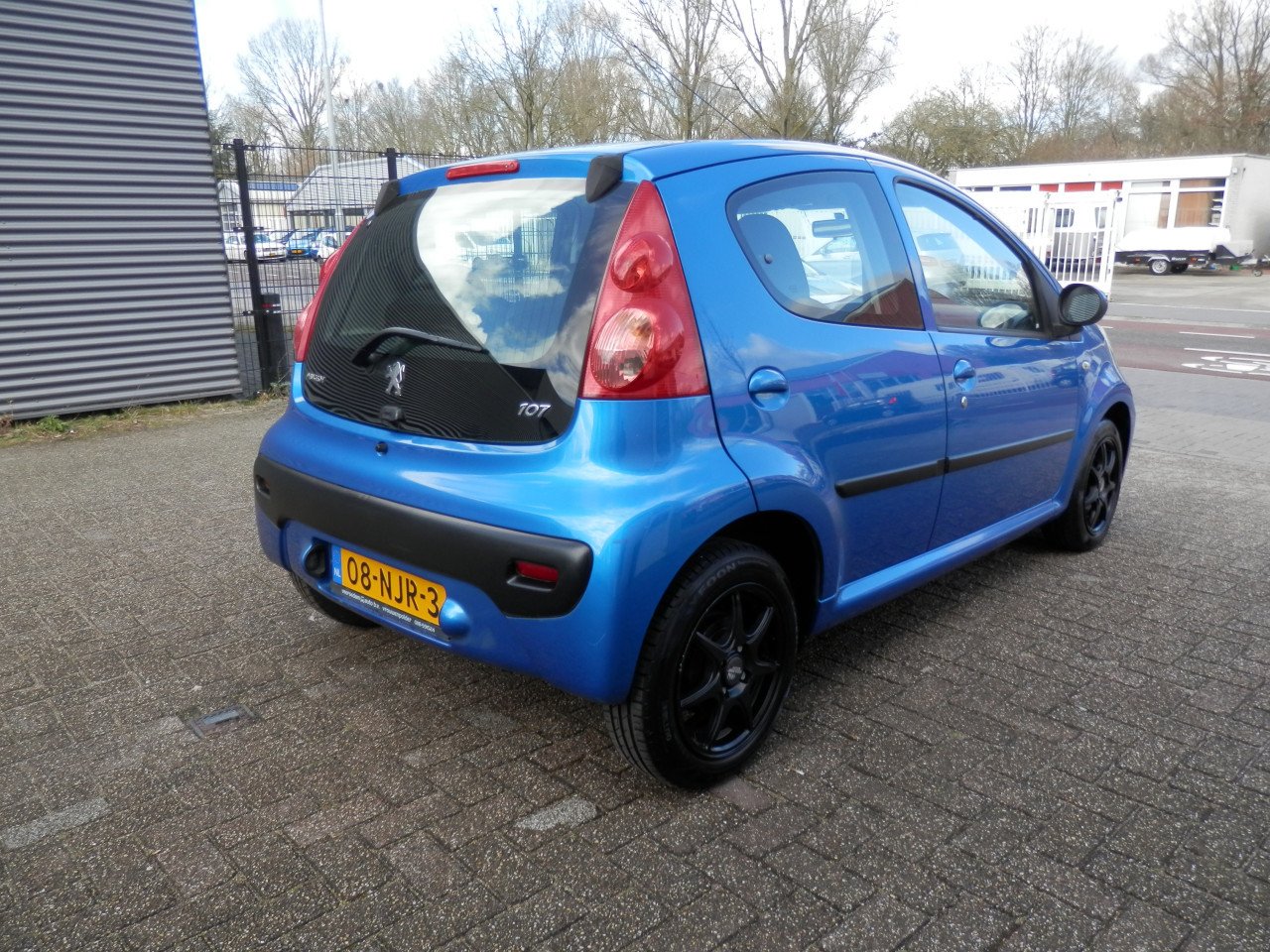 Auto Garant Biedt Aan: Peugeot 107 1.0 XS