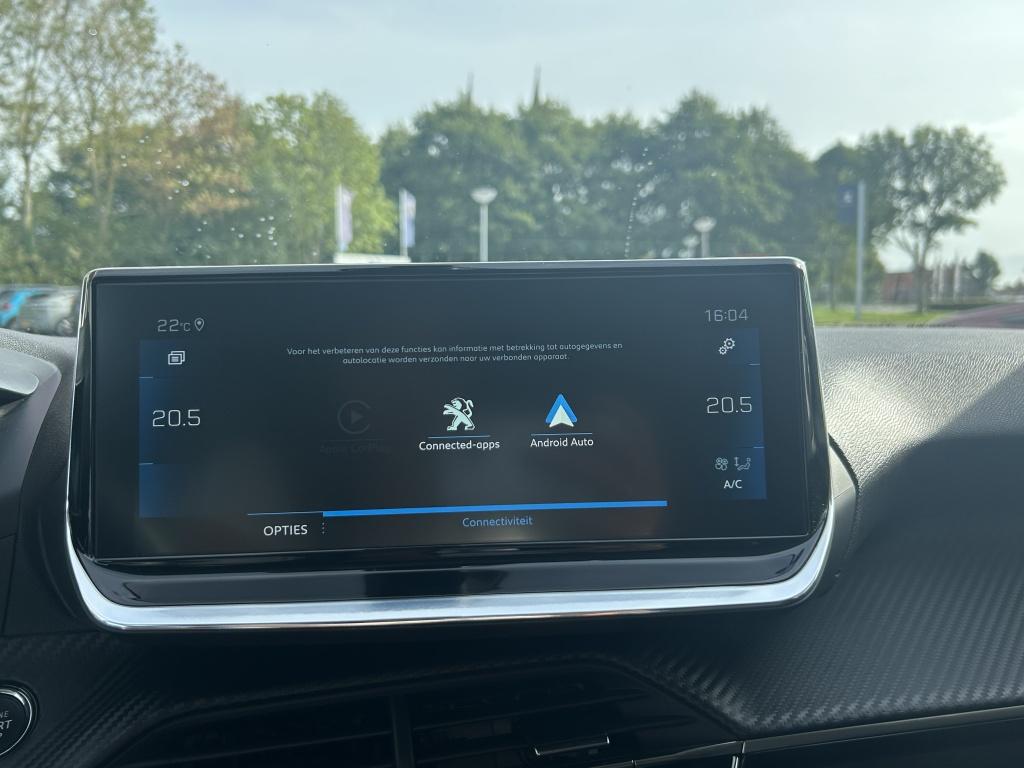 Peugeot 208 1.2 puretech 100pk eat8 allure pack 3d cockpit | apple carplay 