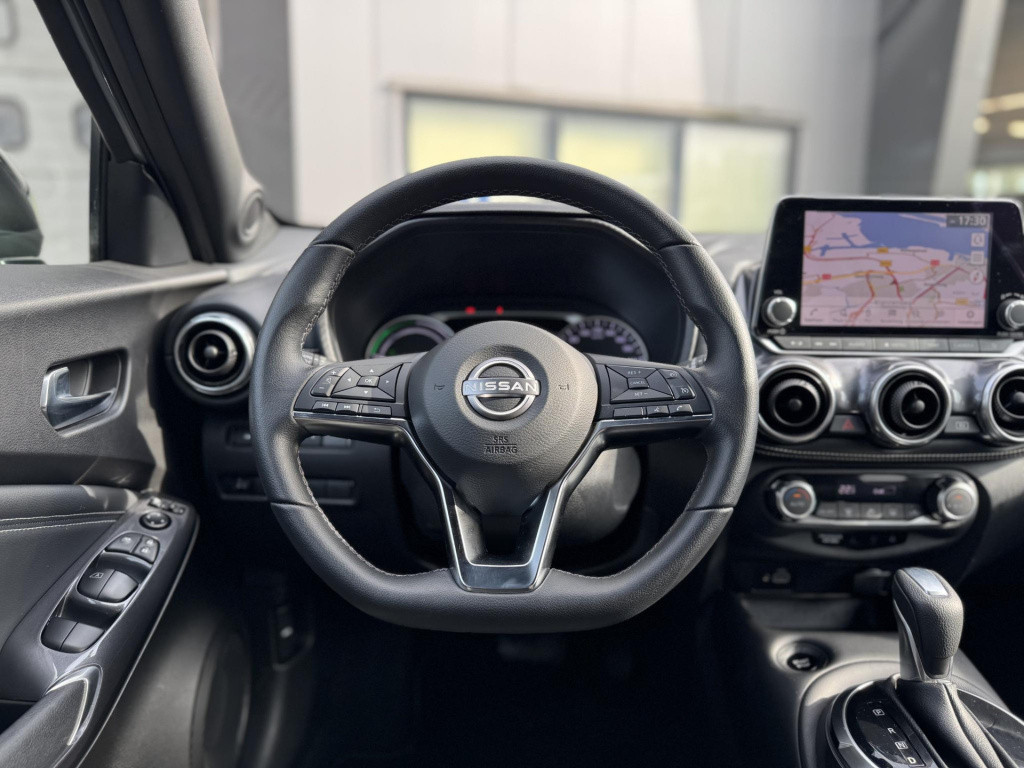 Nissan Juke 1.6 hybrid n-connecta parking pack