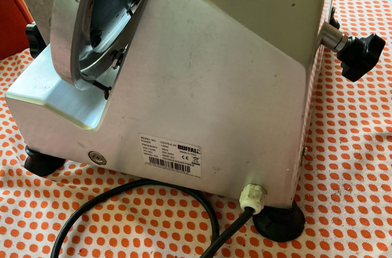 Snijmachine Buffalo type cd278