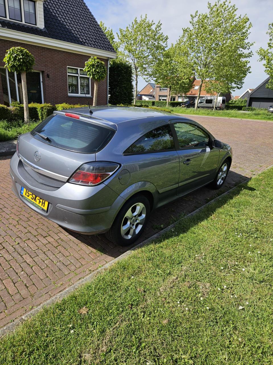 Opel Astra GTC 1.8 16V 125 PK | APK 12-2026 | Bieden vanaf €1.500