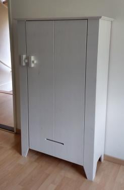 Witte legkast