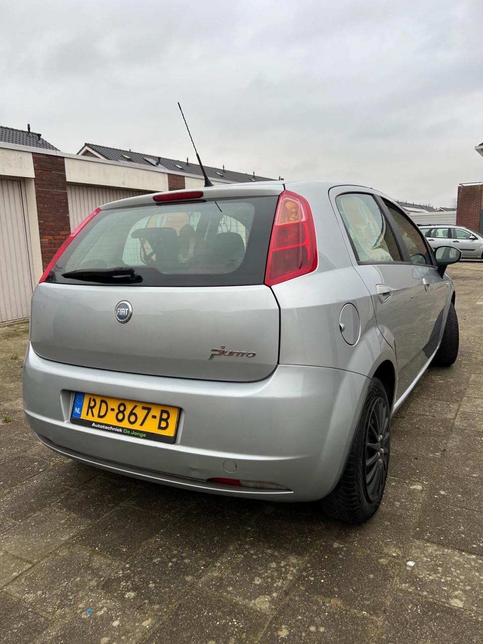 Fiat punto 1.2 benzine 2006 5drs