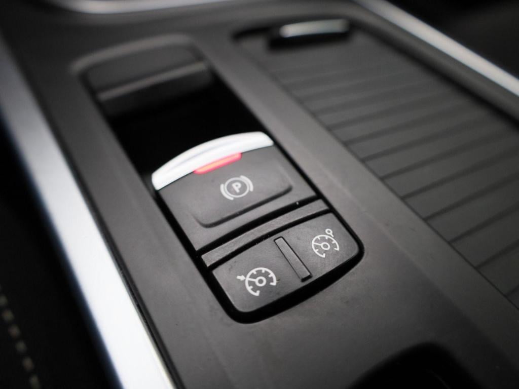 Renault Megane 1.3 tce limited | automaat | trekhaak | navigatie | climate 