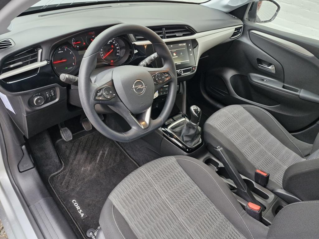 Opel Corsa 1.2 edition | navigatie | licht- en zicht pakket