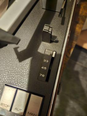 Jaren 60 draagbare Philips 447 Platenspeler met Speakers