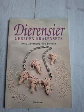 Opruiming hobby boekjes