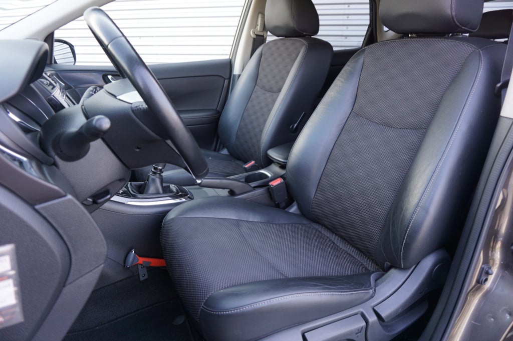 Nissan Pulsar 1.2 dig-t n-vision climate / navi / camera / parkeers. / crui