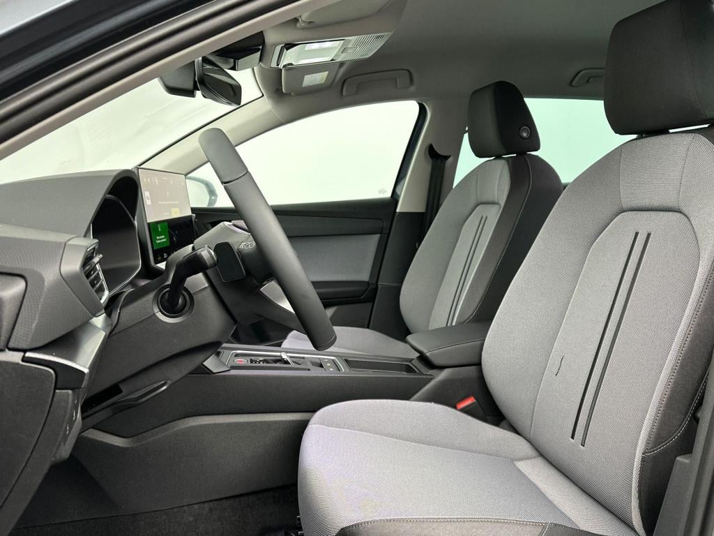 Seat Leon style business intense 1.5 tsi ehybrid 150 kw / 20