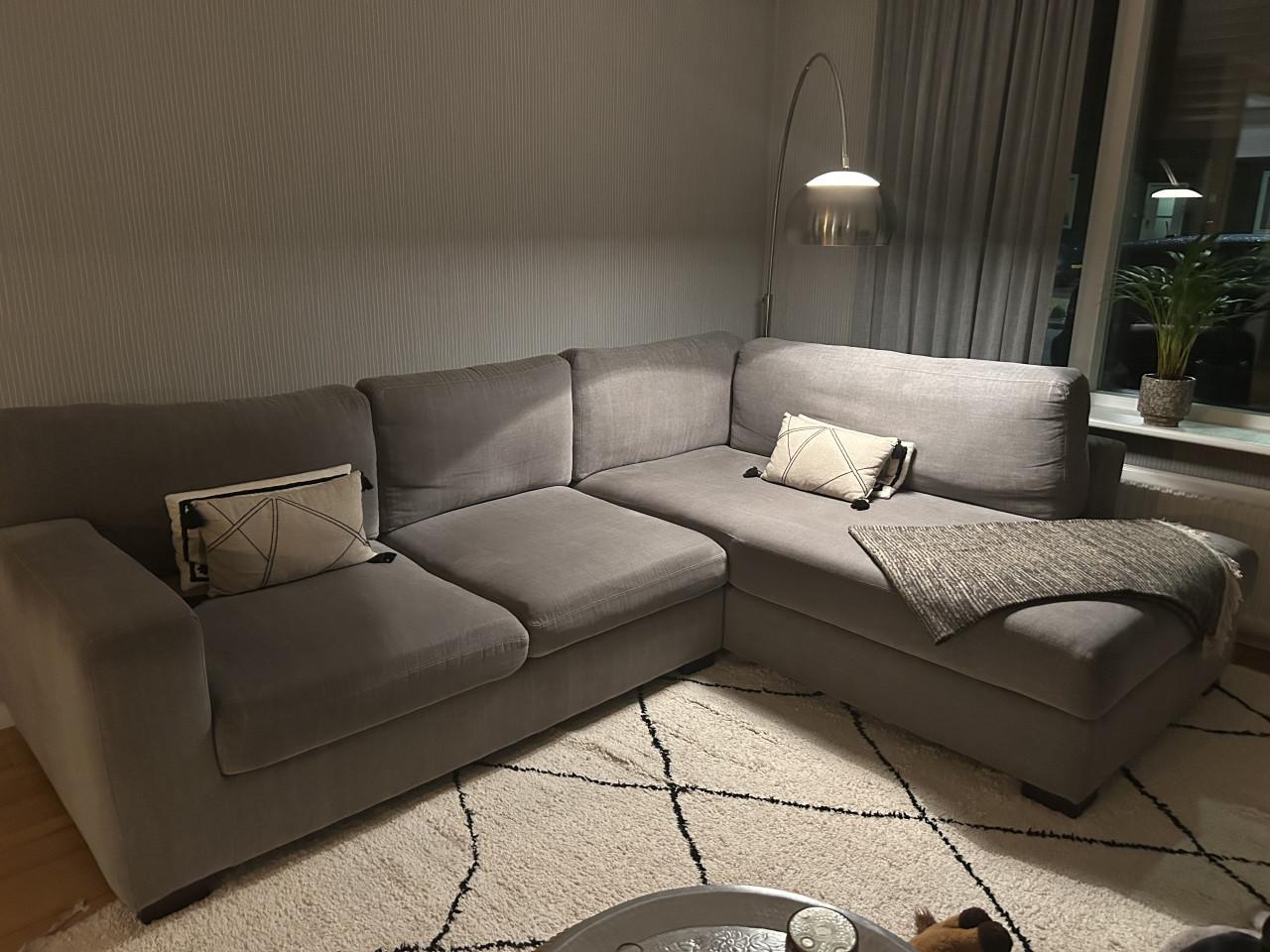 Izgst grijzige Hoekbank