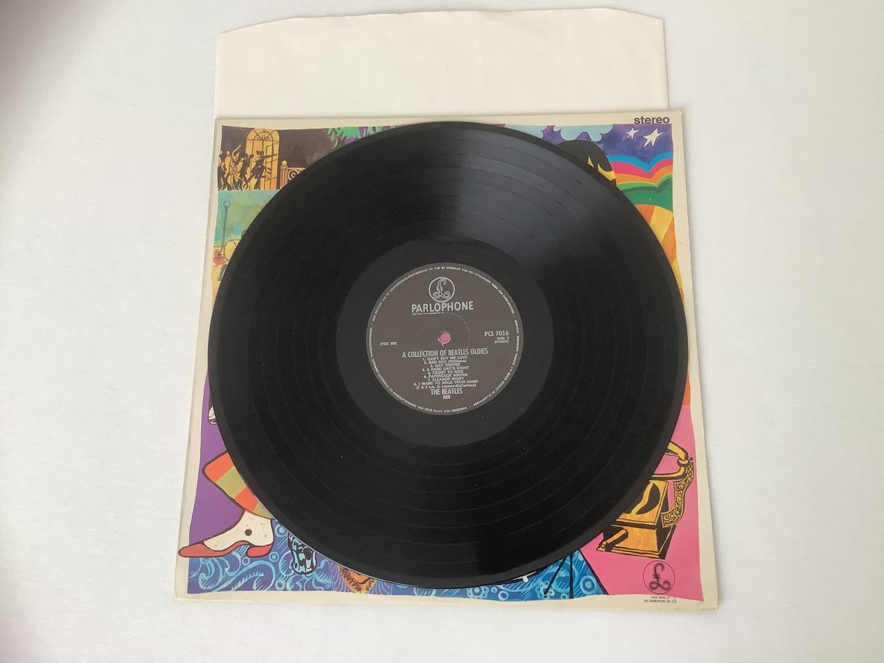 LP - A Collection of Beatles Oldies - 1963 t/m 1966