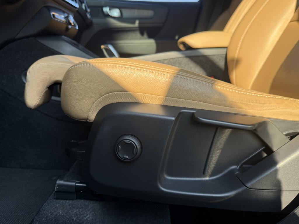Volvo XC40 t5 262pk recharge inscription| leder| navi| 2-zone climate| 19''