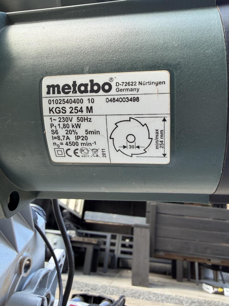 Metabo KGS 254 M Afkortzaag