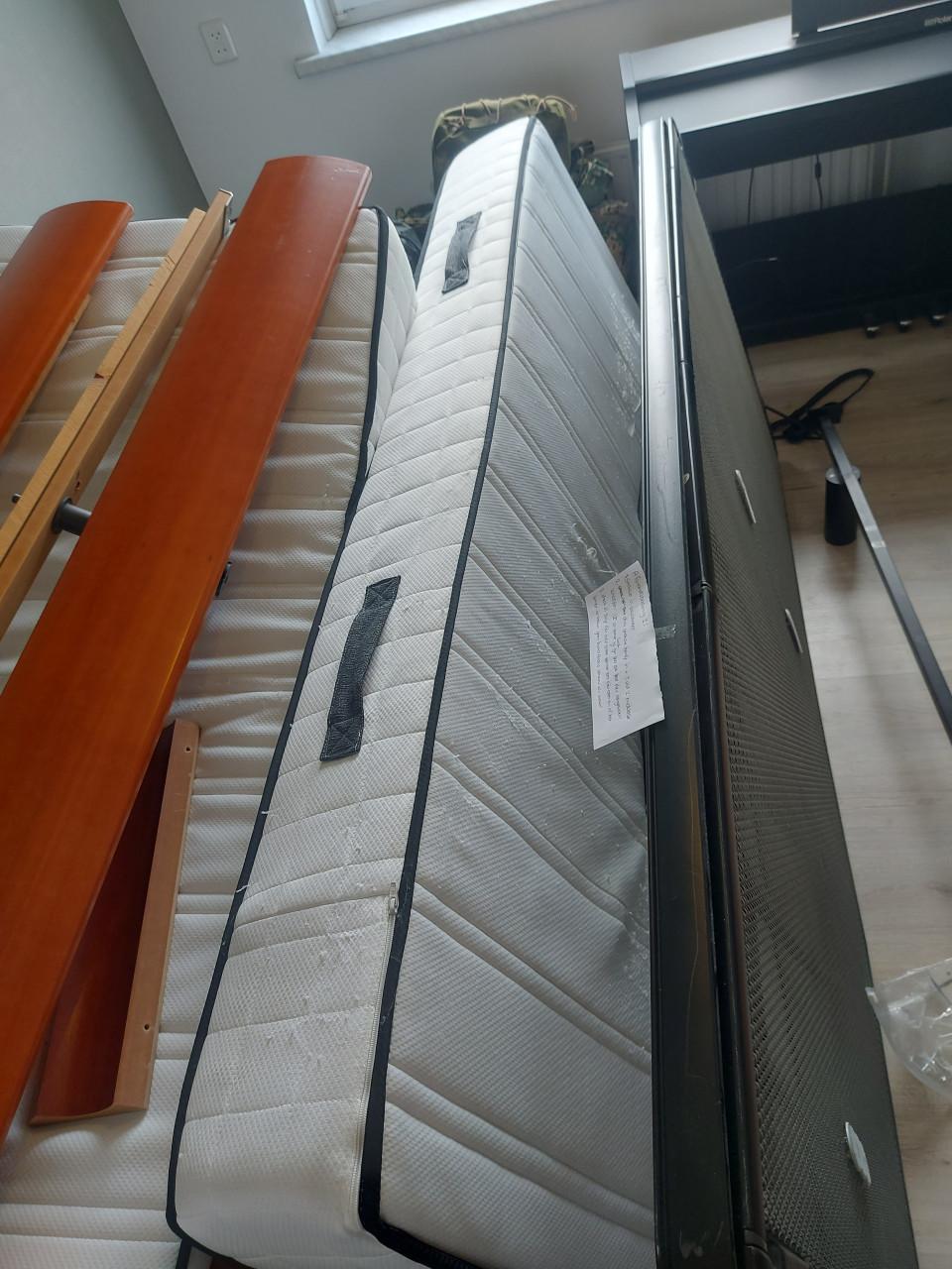 Ledikant 2 persoons met nachtkastjes