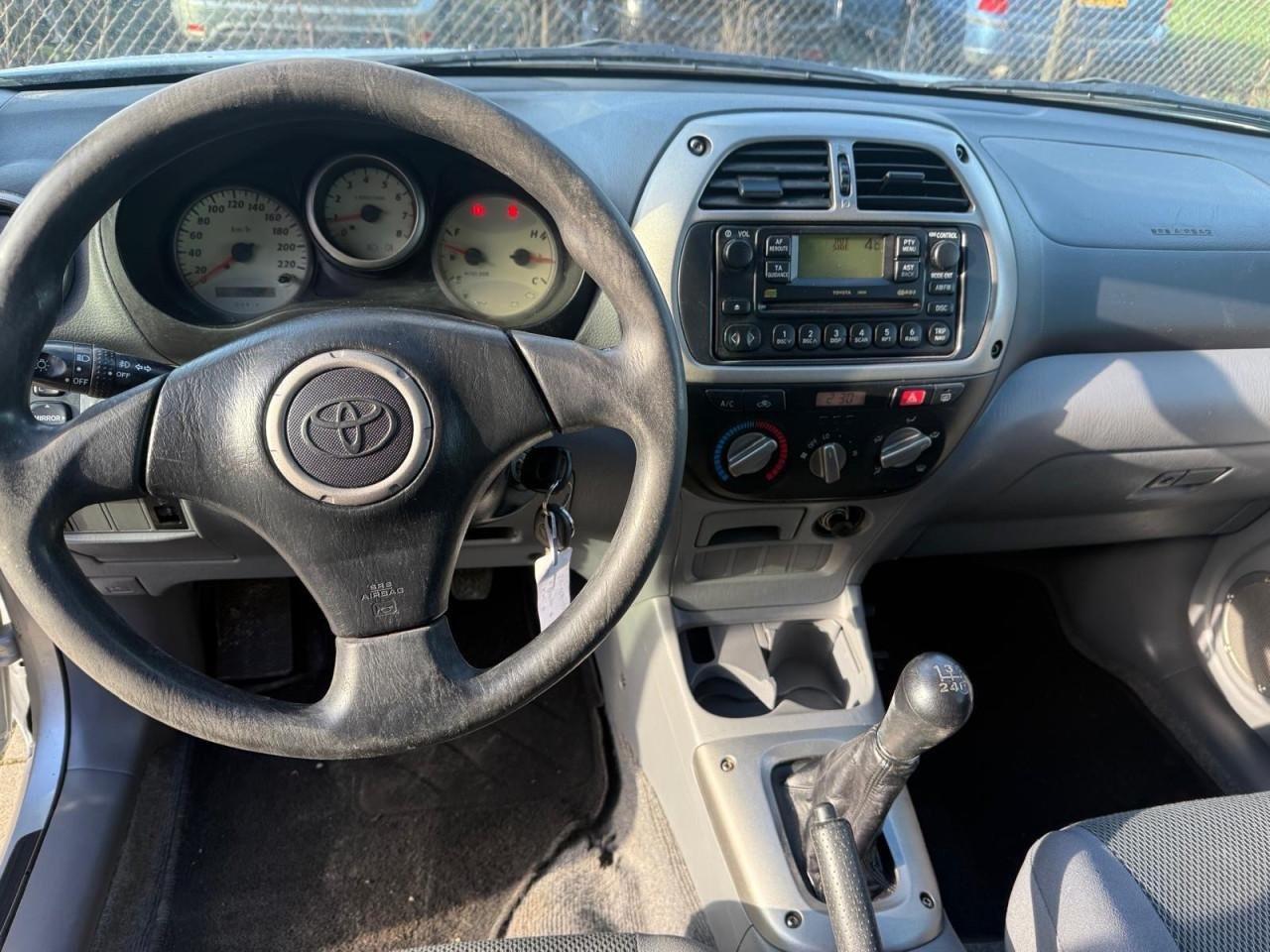 Toyota Rav4 1.8-16V VVT-I Luna