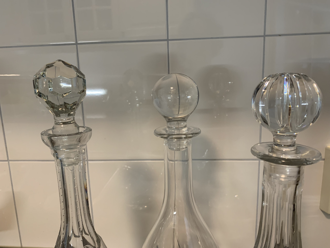 3 BOHEEMS KRISTALLEN KARAFFEN