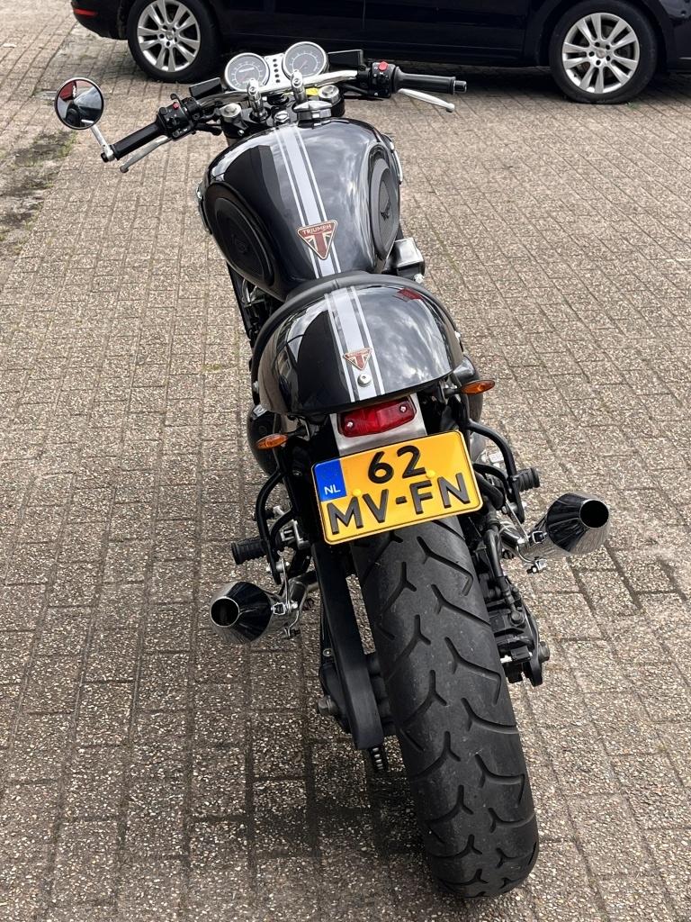 Triumph Thunderbird