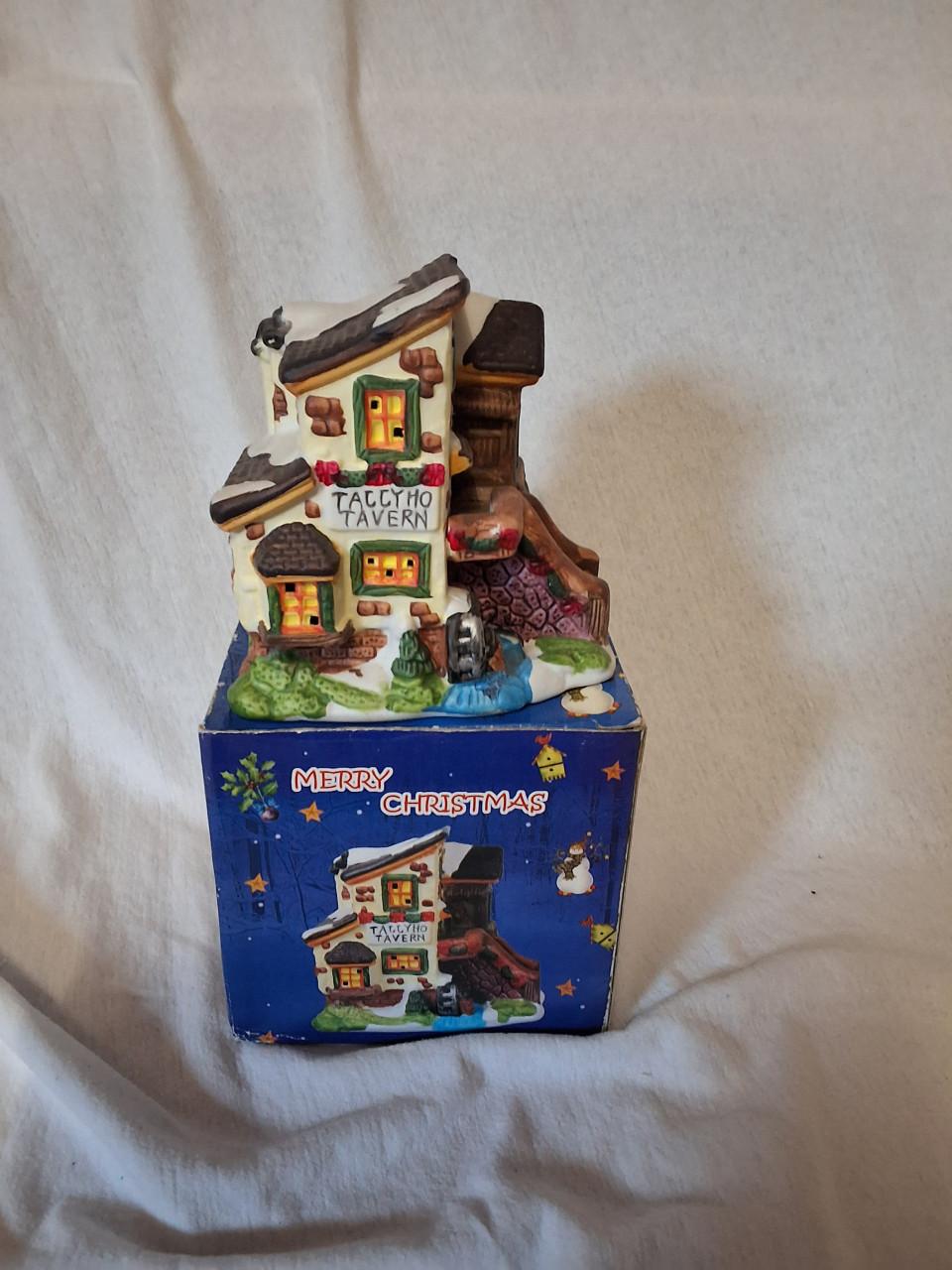 7 Stenen kersthuisjes in 1 koop