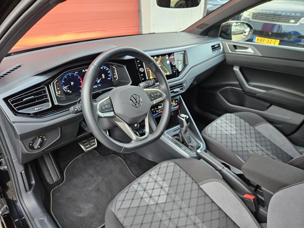 Volkswagen Taigo 1.5 tsi dsg r-line | acc | camera | carplay