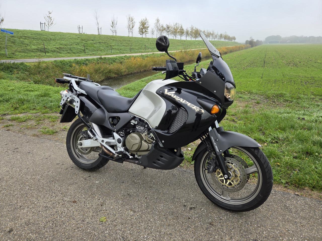 Honda Varadero XL1000V incl kofferset (inruil mogelijk)