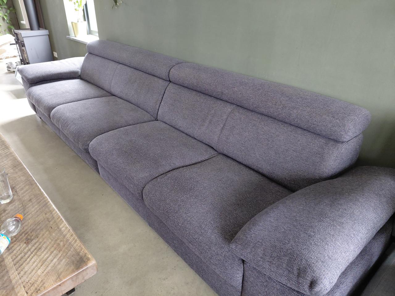 Lange bank vaste prijs €100,-