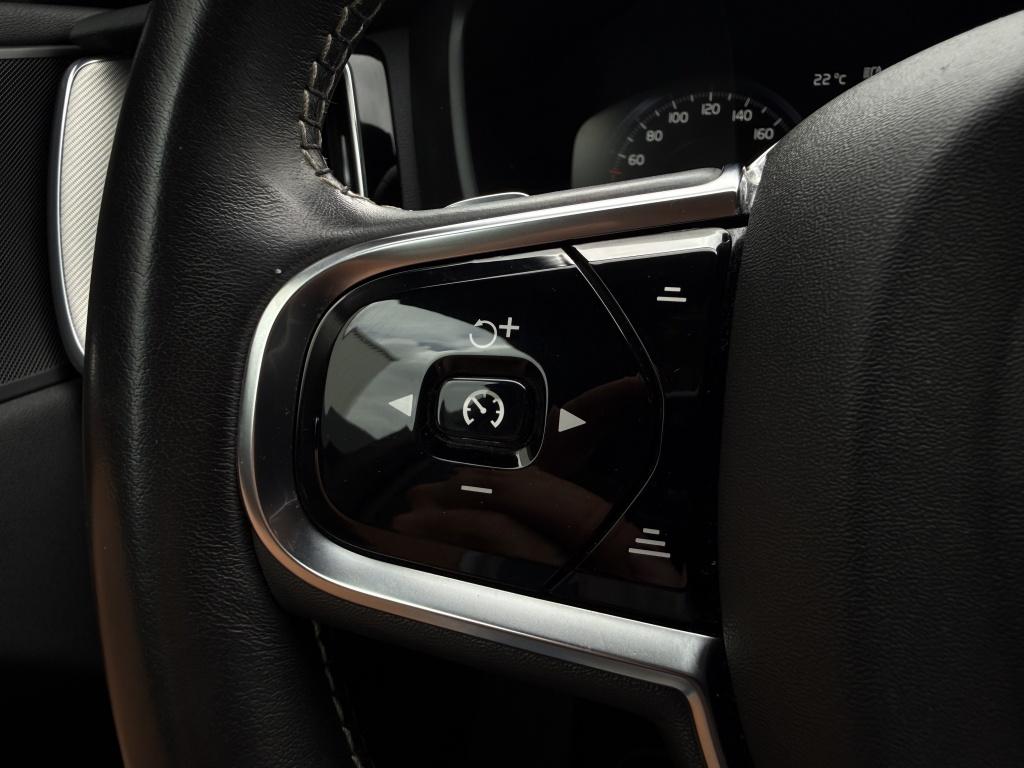 Volvo XC60 2.0 t4 r-design - liefhebbersauto! -