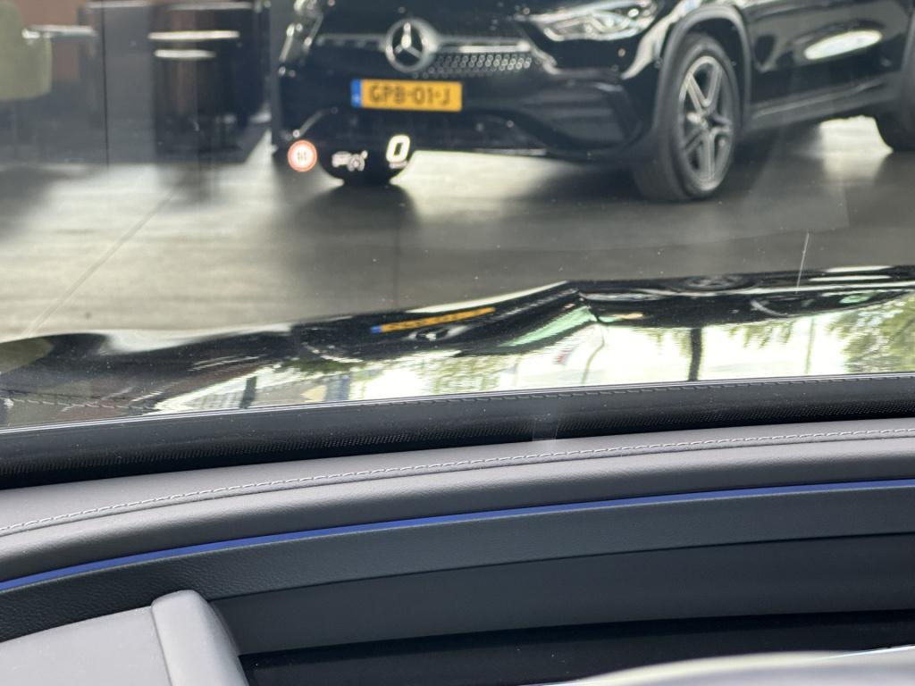 Mercedes-Benz E-Klasse 300 e amg line l panoramadak l 360 camera l head-up 