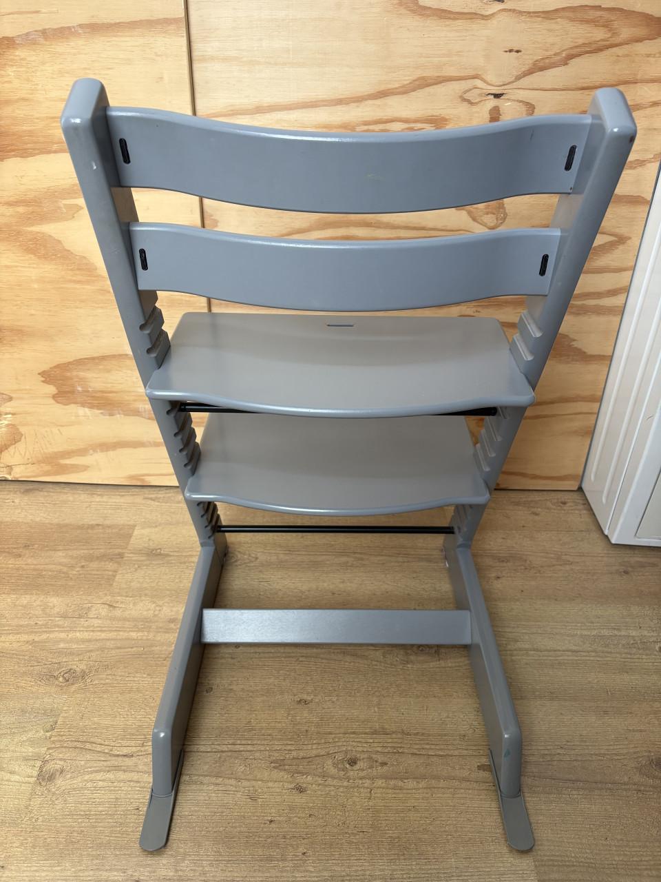 Stokke kinderstoel grijs