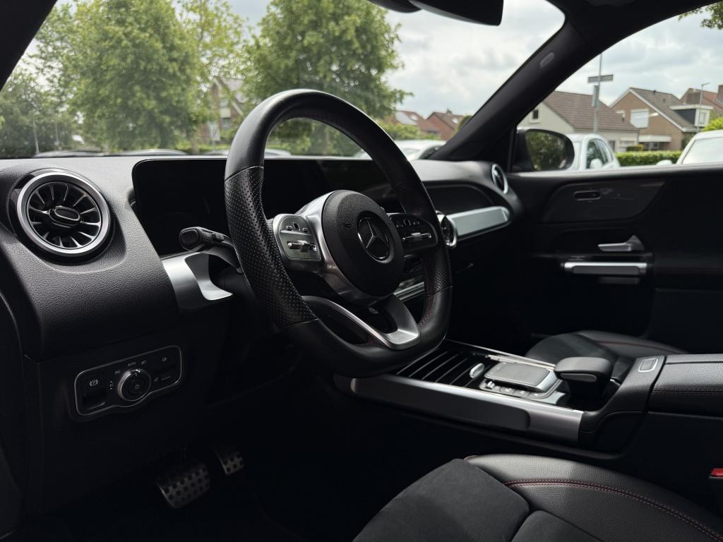 Mercedes-Benz Glb 180 amg line - 7 persoons - origineel nl -