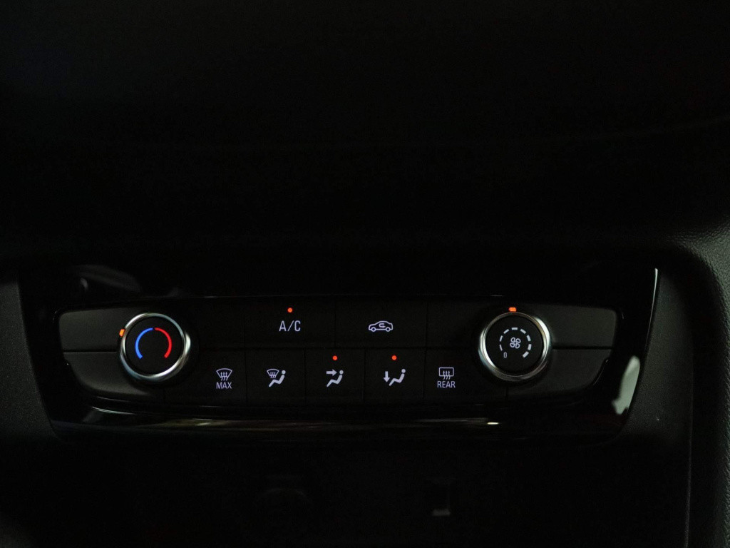 Opel Corsa 1.2 gs-line | navigatie | apple carplay / android auto | airco |