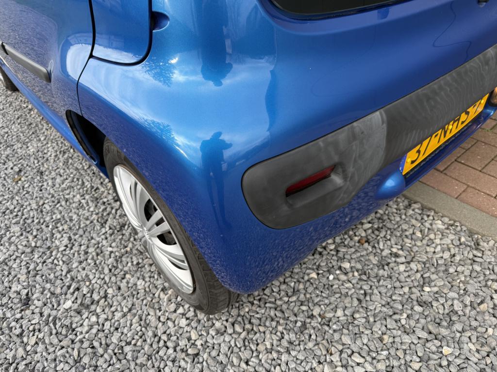 Peugeot 107 1.0-12v urban move airco 5-drs