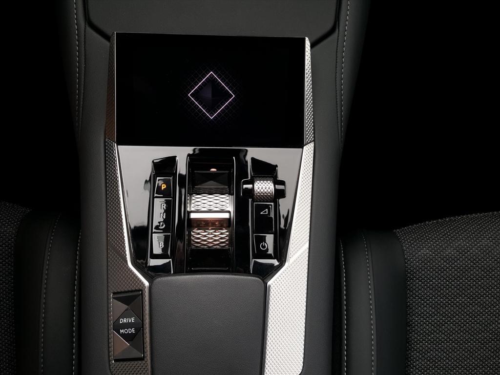 Ds Ds 4 1.6 e-tense hybride-autom trocadero navi | cruise & climate control