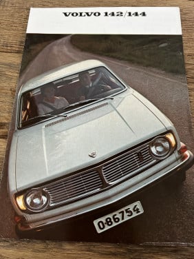 Volvo 142/144 autobrochure