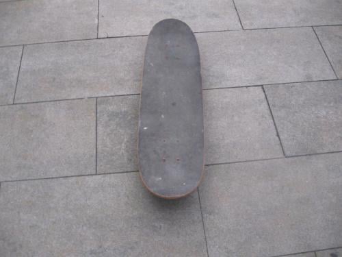 Alert Skateboard