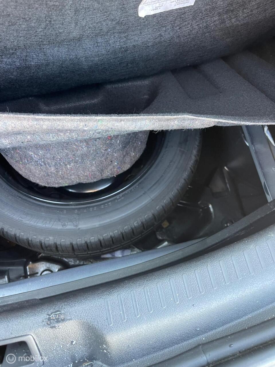 Renault Megane coupé 1.6 in prijs verlaagd