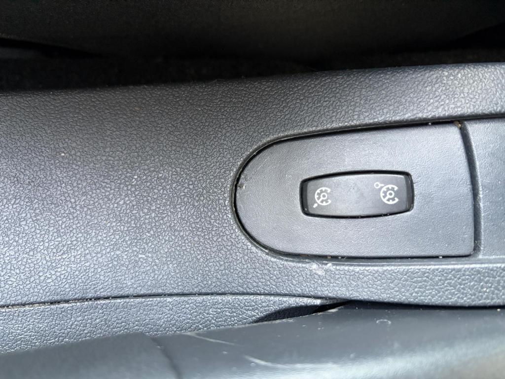 Renault Clio 1.2 collection/apk/airco/cruise ctrl/trehkaak/