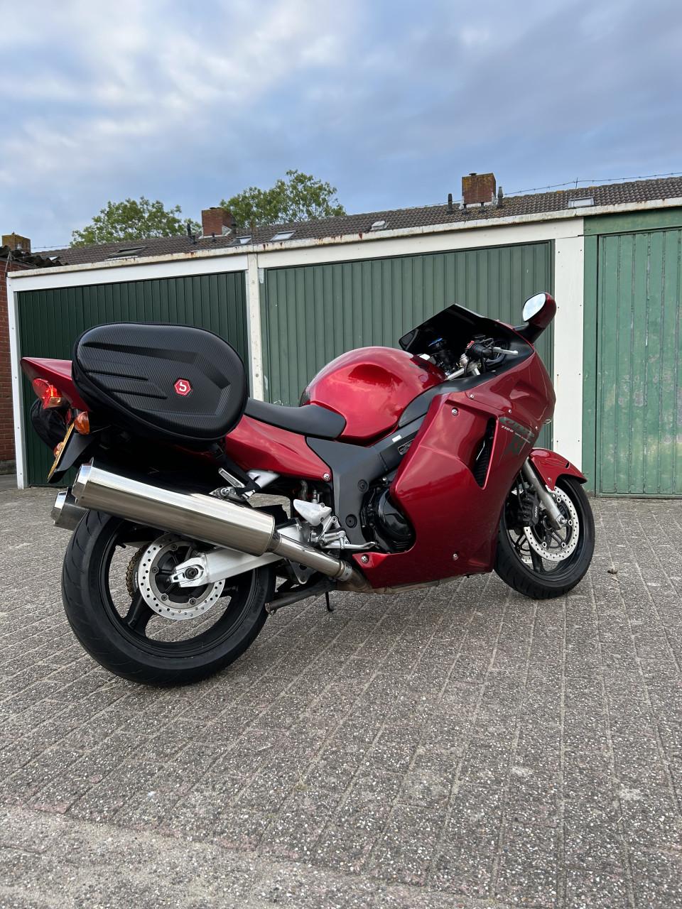 Honda Blackbird Carburateur versie met veel accessoires