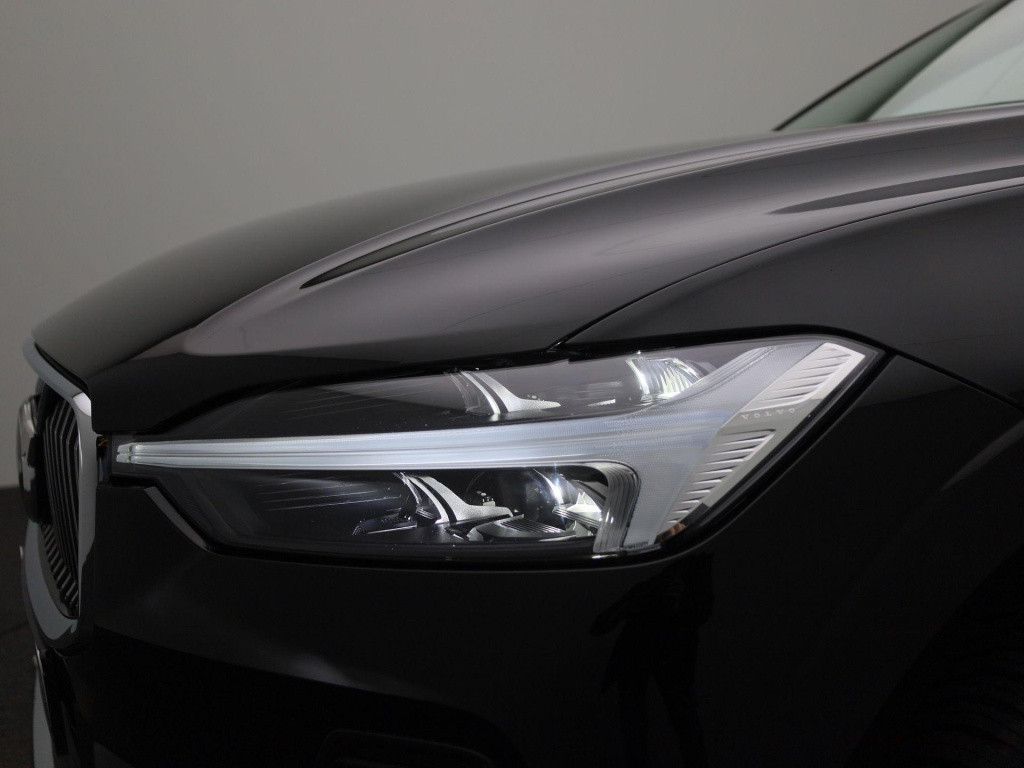 Volvo XC60 2.0 t6 plug-in hybrid awd core bright | long range | navigatie |