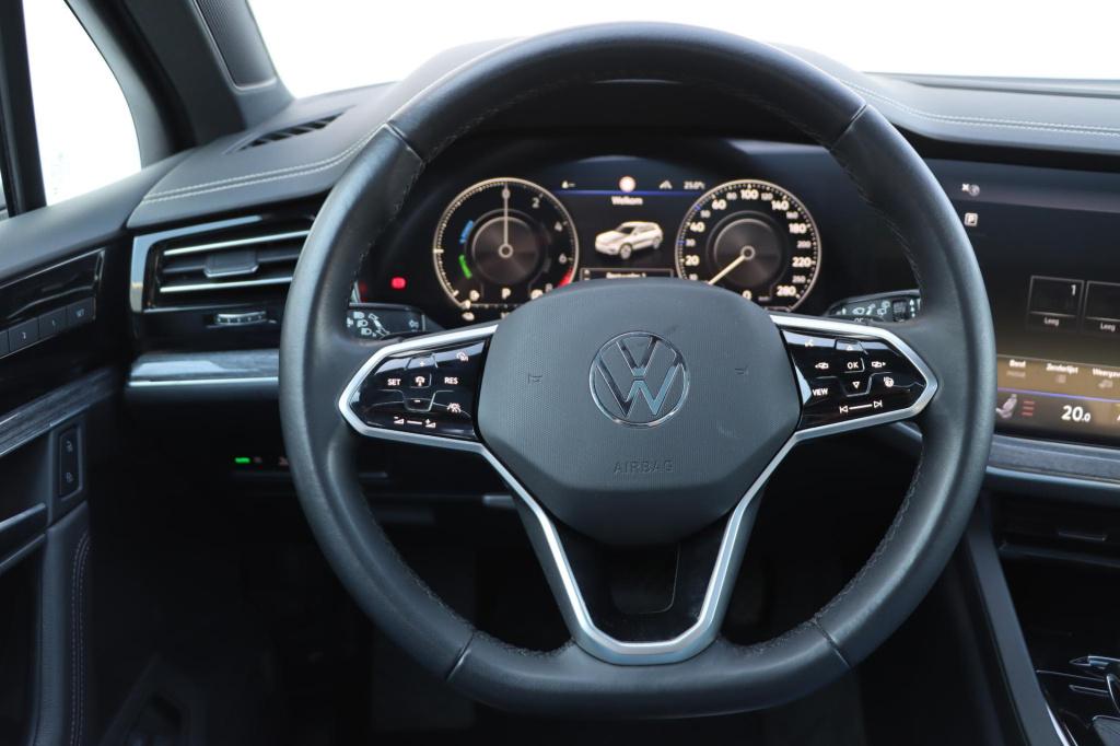 Volkswagen Touareg 3.0 tsi ehybrid 4motion elegance 380pk | soh 95,1% |